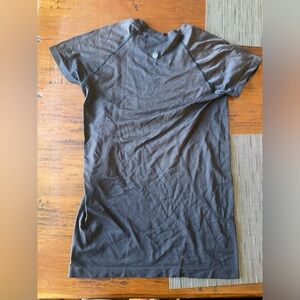Lululemon Swiftly Tech Short Sleeve Shirt 2.0 - black - 6